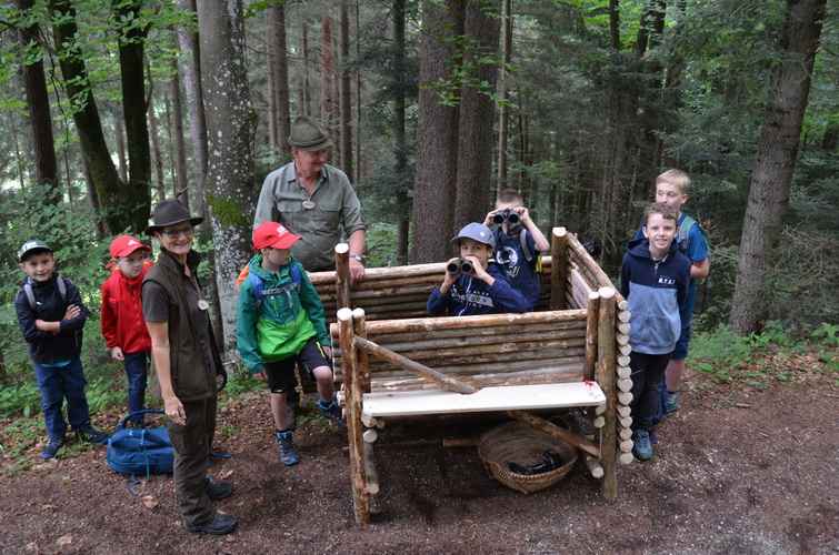 Jagd  Waldprojekttag Der VS Koglhof 002